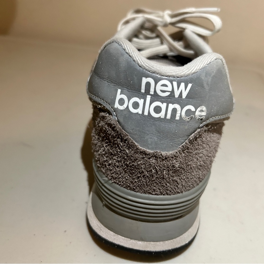 New Balance Men's 574 Core Shoes. - Picture 4 of 10